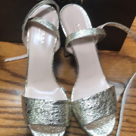 Gucci shoe Gold color size 39 - Picture 2 of 5